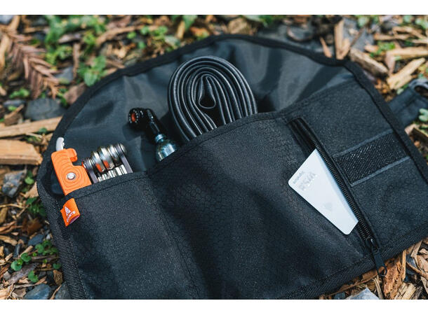 Granite Design Quiver Tool Roll sadelveske som passer på dropper post 