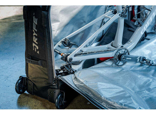 Granite Design Chaindock beskkytter baktrianglet under transport 